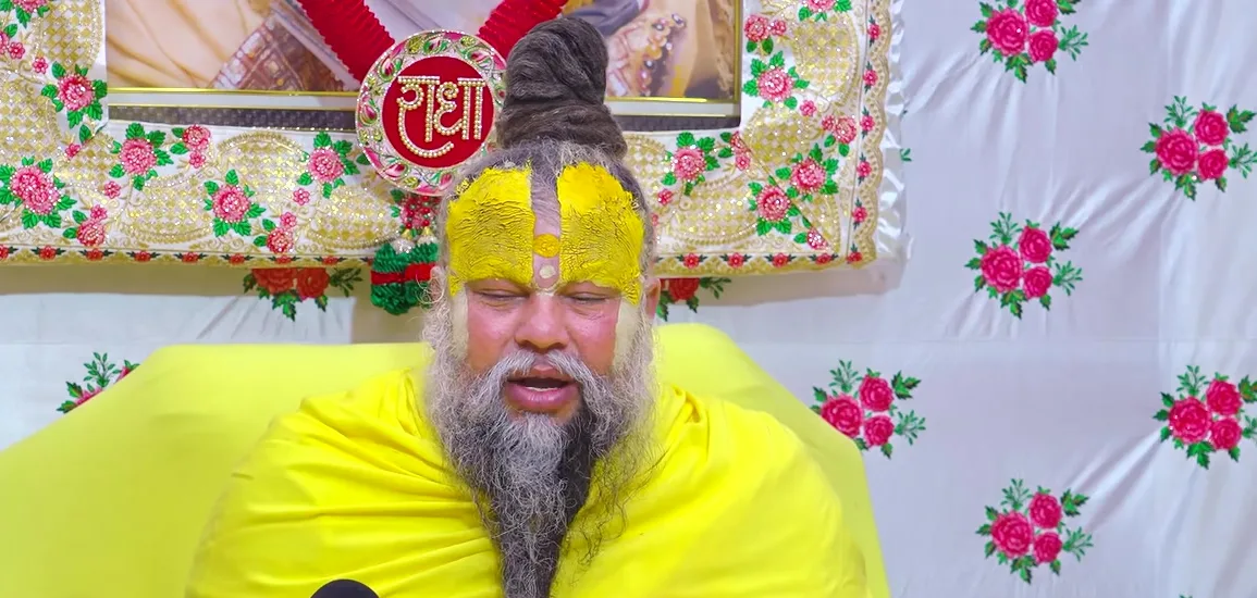 Premanand Ji Maharaj hands together during satsang