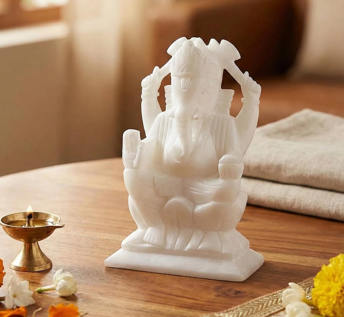 White marble Ganesh, right trunk, 5 inch, picture 3